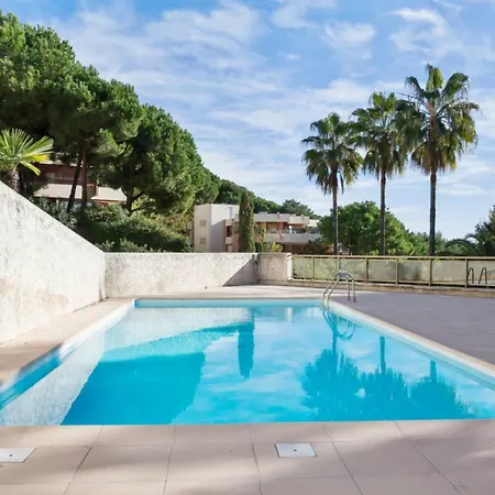 Charming 1br With Pool And Sea View In Ницца