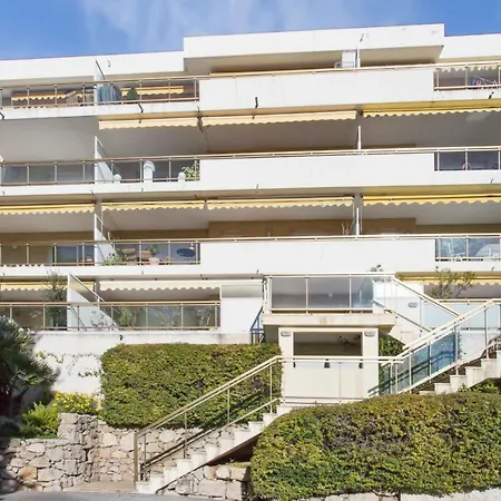 Charming 1br With Pool And Sea View In Apartment *